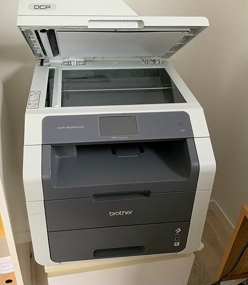 Brother DCP-9020CDW multifunktionsskrivare vit/grå