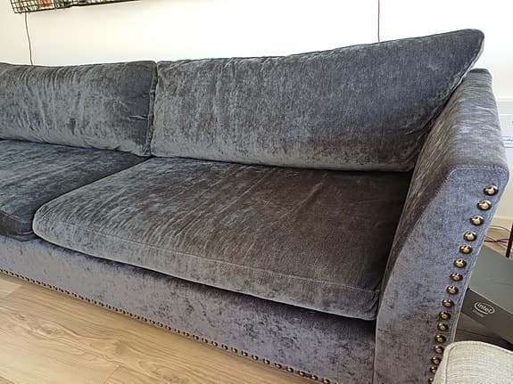 Mio Liberty

1x 4-sists soffa (B:264cm D:100cm H:87cm)