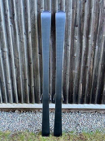 Atomic Redster J4 140cm 24/25  Inkl. L 6 GW Bindning