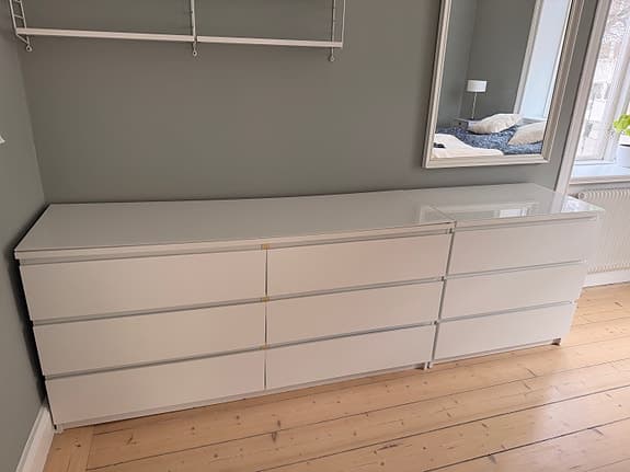 IKEA Malm byråer vit med glasskiva