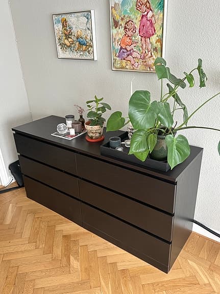 IKEA MALM byrå svart