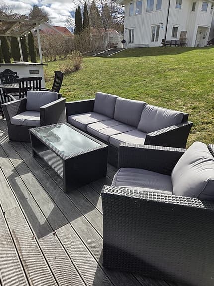 Brafab loungeset utemöbler med soffa, fåtöljer och bord grå