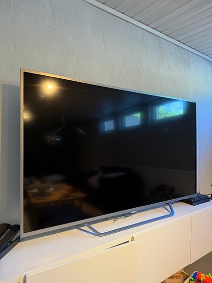 Philips 4K UHD Smart-TV 65 tum svart/silver