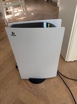 Sony PlayStation 5 spelkonsol med handkontroll