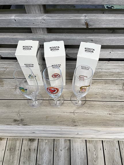 Kosta Boda ölglas med motiv, 3 st