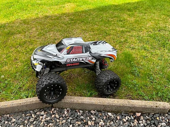 Traxxas Stampede (kan fraktas)