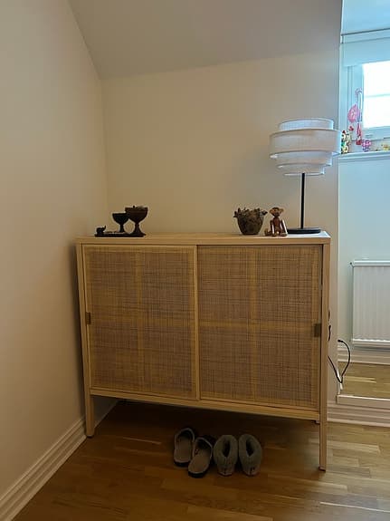 IKEA STOCKHOLM 2025 Byrå i rotting.