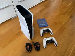 PS5 Slim Disc - 2 kontroller