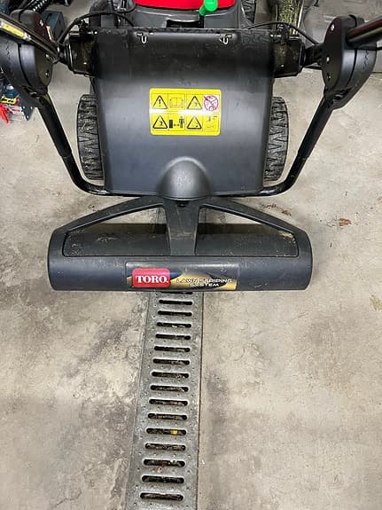 Toro rulle för ränder på gräsmatta