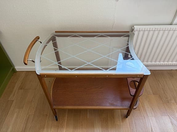Drinkbord från 40-talet i teak och glas