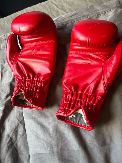 Adidas boxningshandskar röda