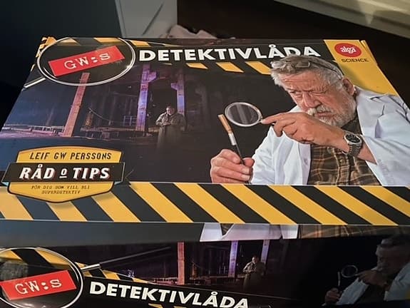 GWs detektivlåda - öppnad men ny och oanvänd