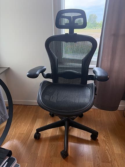 Herman Miller Aeron med justeringsbar lumbar support