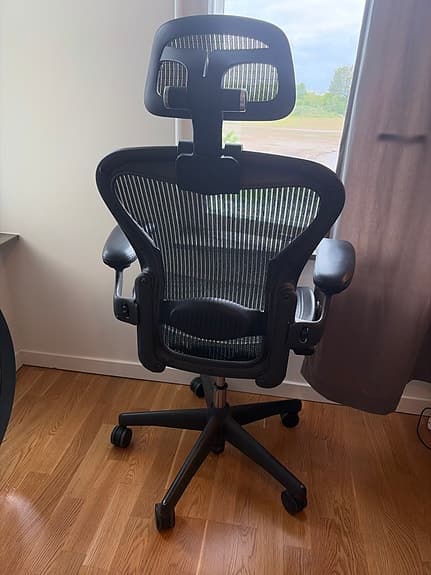 Herman Miller Aeron med justeringsbar lumbar support