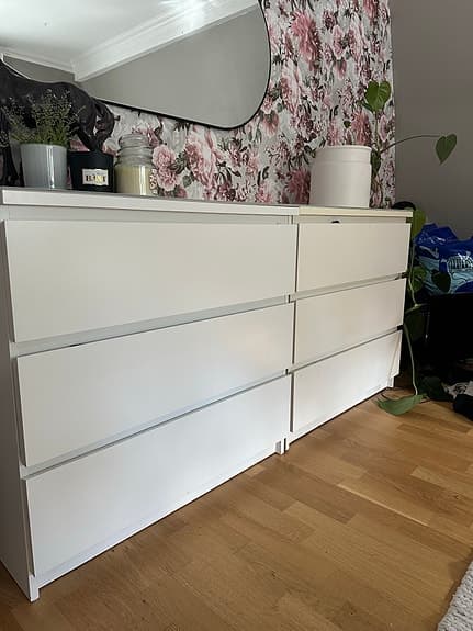 Ikea byråar + glasskiva