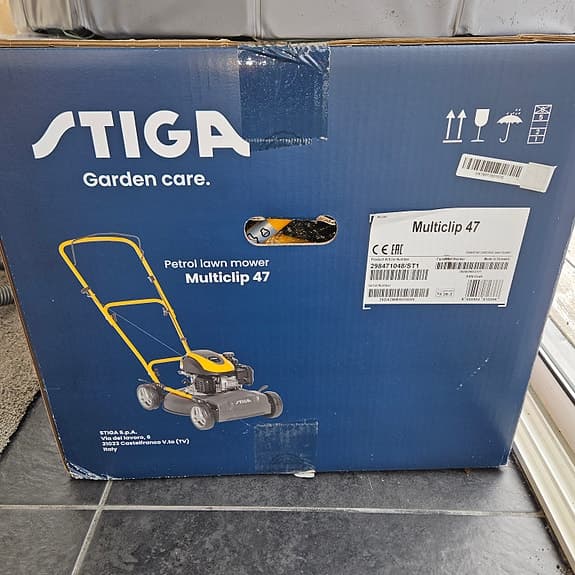 Stiga Multiclip 47 bensindriven gräsklippare