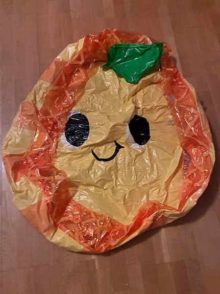 🍍Uppblåsbar badleksak med glad face 😄💦