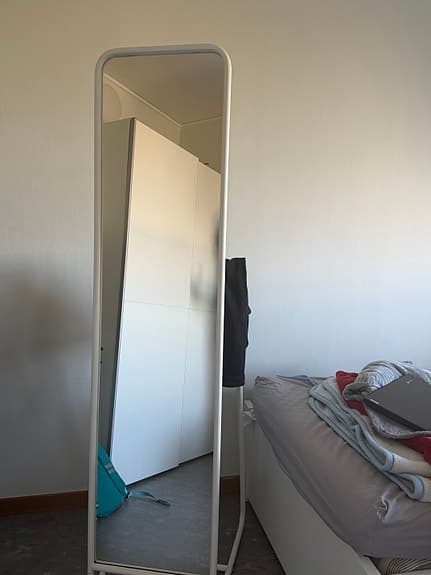 IKEA helkroppsspegel vit