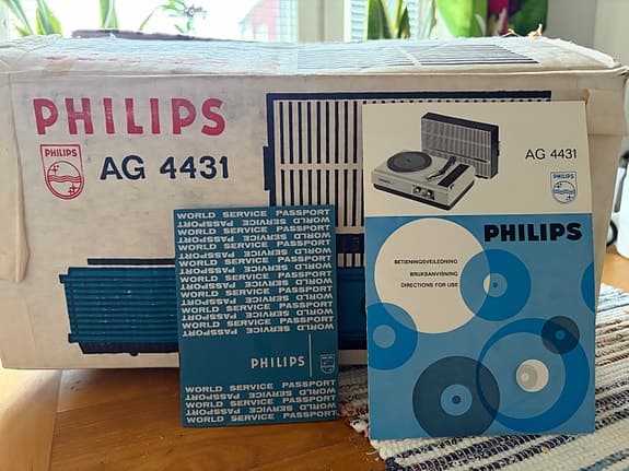 Philips AG 4431 skivspelare med rörförstärkare