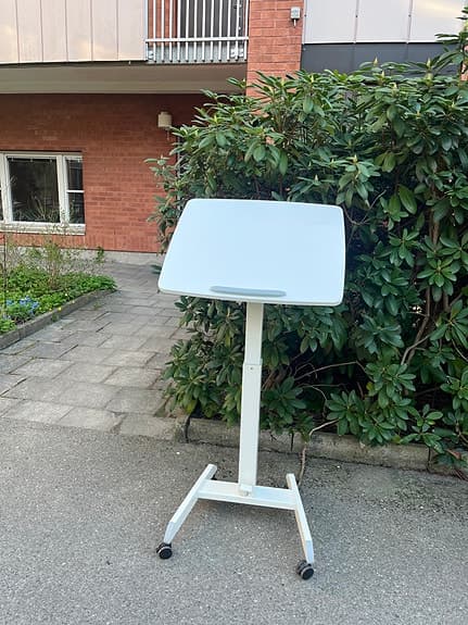 Offix höj- och sänkbart laptopbord vitt på hjul