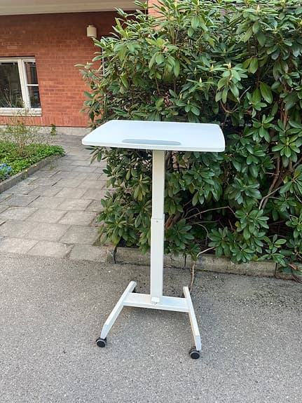 Offix höj- och sänkbart laptopbord vitt på hjul