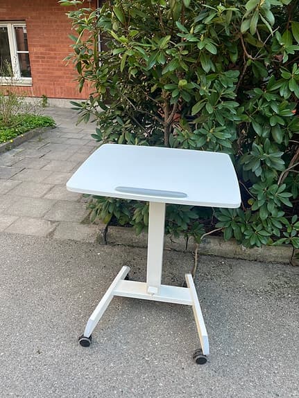 Offix höj- och sänkbart laptopbord vitt på hjul