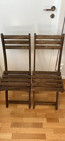 IKEA hopfällbara trästolar brun