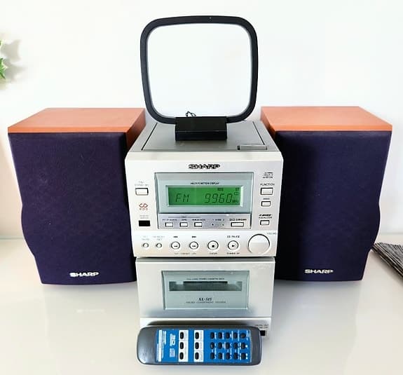 Retro Mikrostereo Sharp XL-515 i toppskick med fjärrkontroll