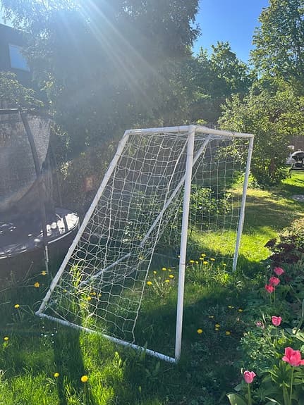 Fotbollsmål med nät