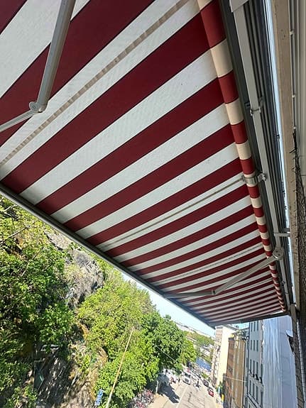 Automatisk terrassmarkis (sol + vind), 668 x 200 cm
