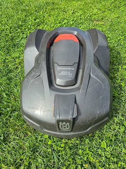 Husqvarna Automower 420 och garage 2019
