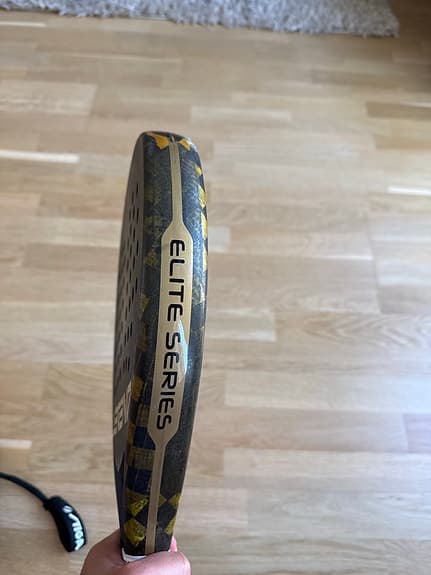 Legend Shadow Gold Elite Series padelrack