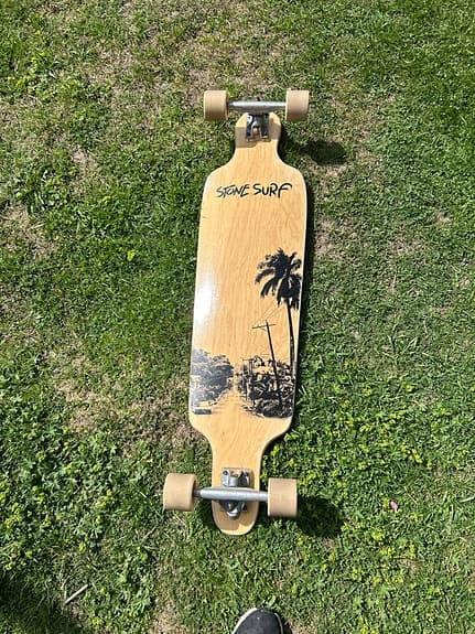 Talawa longboard trä med Shark Wheels hjul