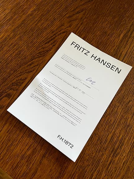 Fritz Hansen Arne Jacobsen pall svart