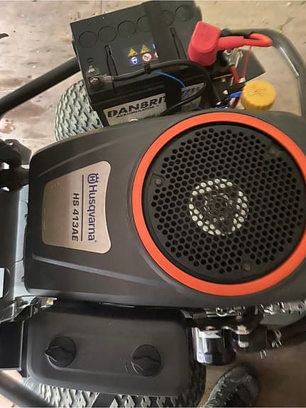 Husqvarna R214C