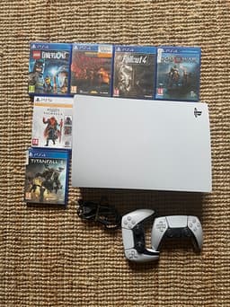 Sony Playstation 5 konsol med handkontroller PS5