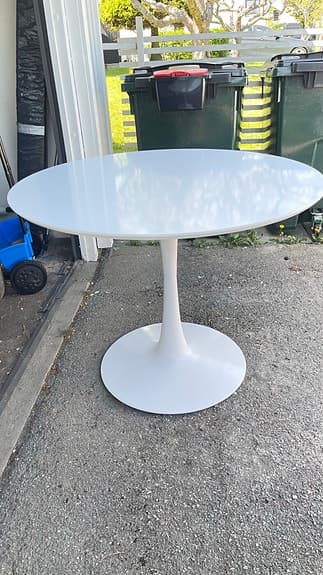 Ny RINGSTED Matbord  Ø100 vit