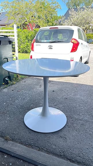 Ny RINGSTED Matbord  Ø100 vit