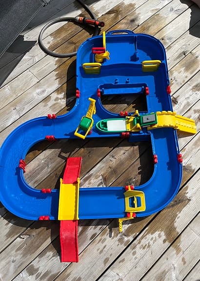 Aquaplay vattenbana med båt och bro