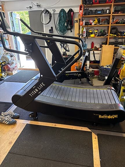 Titan Life Reebok löpband svart
