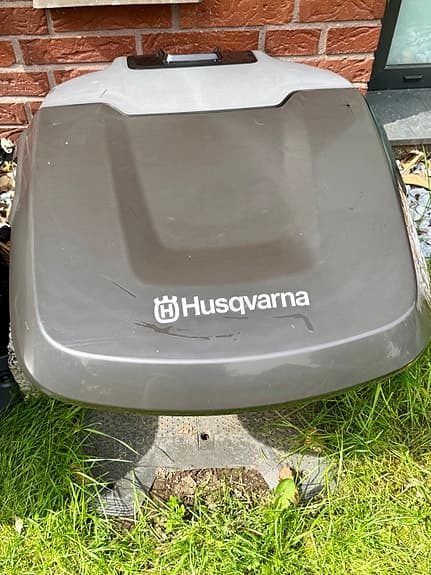 Husqvarna Automower 315 inkl. originalhus – Påkostad & Servad
