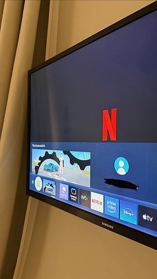 Som ny - SAMSUNG UE32T4305AKXXC 32” SMART TV
