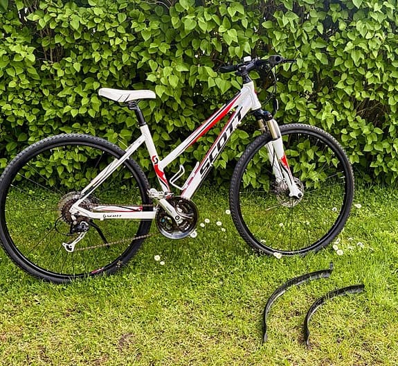 Scott Sportster dam, hybrid