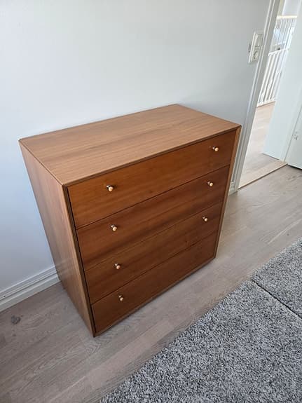 IKEA byrå trä med 4 lådor