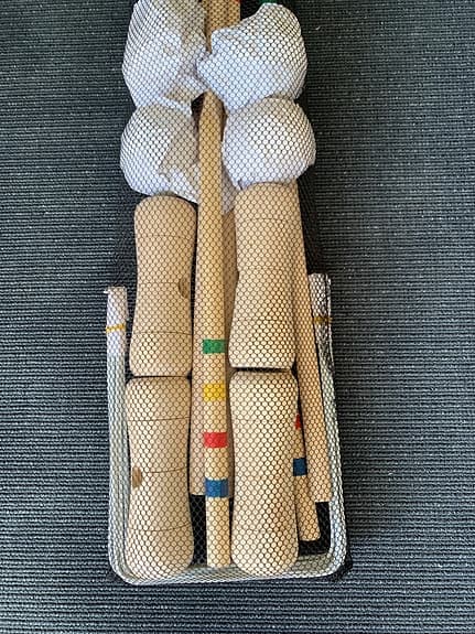 Krocketset i trä med färgade klot
