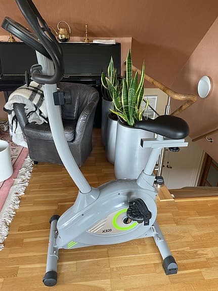 Kilberry JC820 motionscykel grå