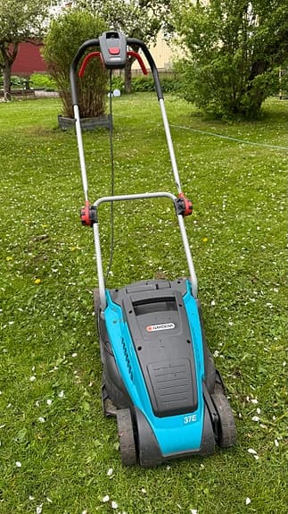 Gardena PowerMax 37 E elgräsklippare – fungerar fint ⚡🌱