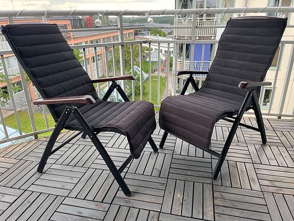 Svarta fällbara balkong/trädgårdsstolar