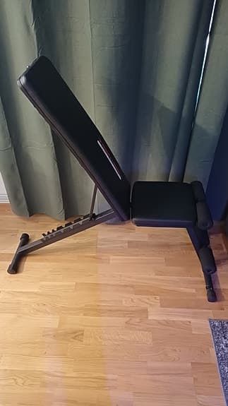 Träningsbänk - TrainHard (Nyskick)