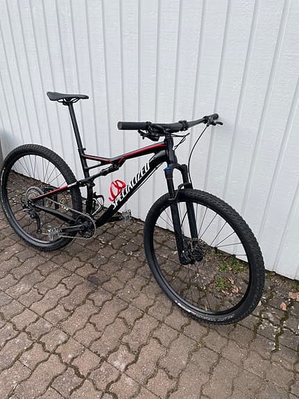 Specialized Epic Comp, Shimano XT, strl L - Mycket fint skick!